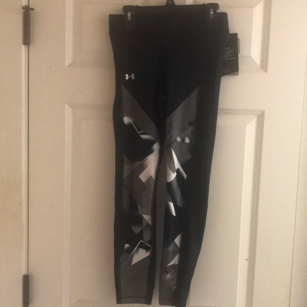 Under Armour Athletic/Athleisure Leggings, S, NWT!